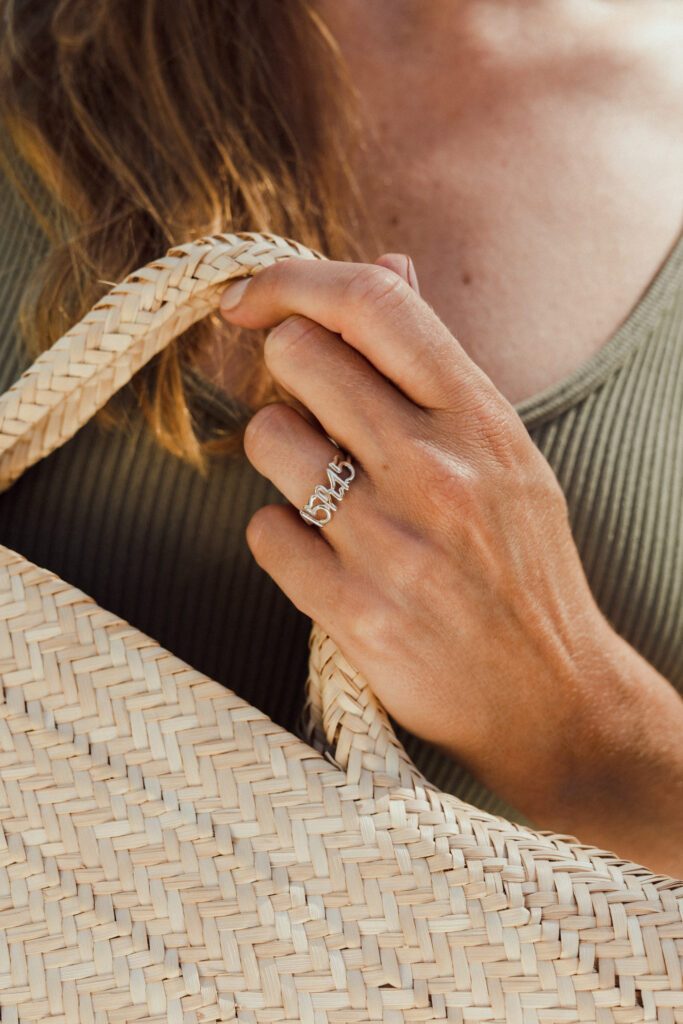 bijou personnalisé, bijou personnalisable, bijou sur mesure, créateur de bijou français, thea jewelry